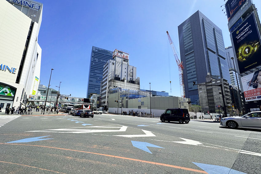 新宿駅南口